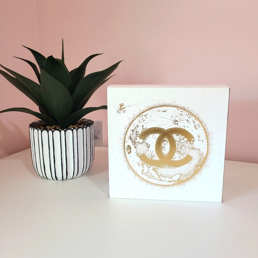 CHANEL box, a Perfect 9" x 9" Square